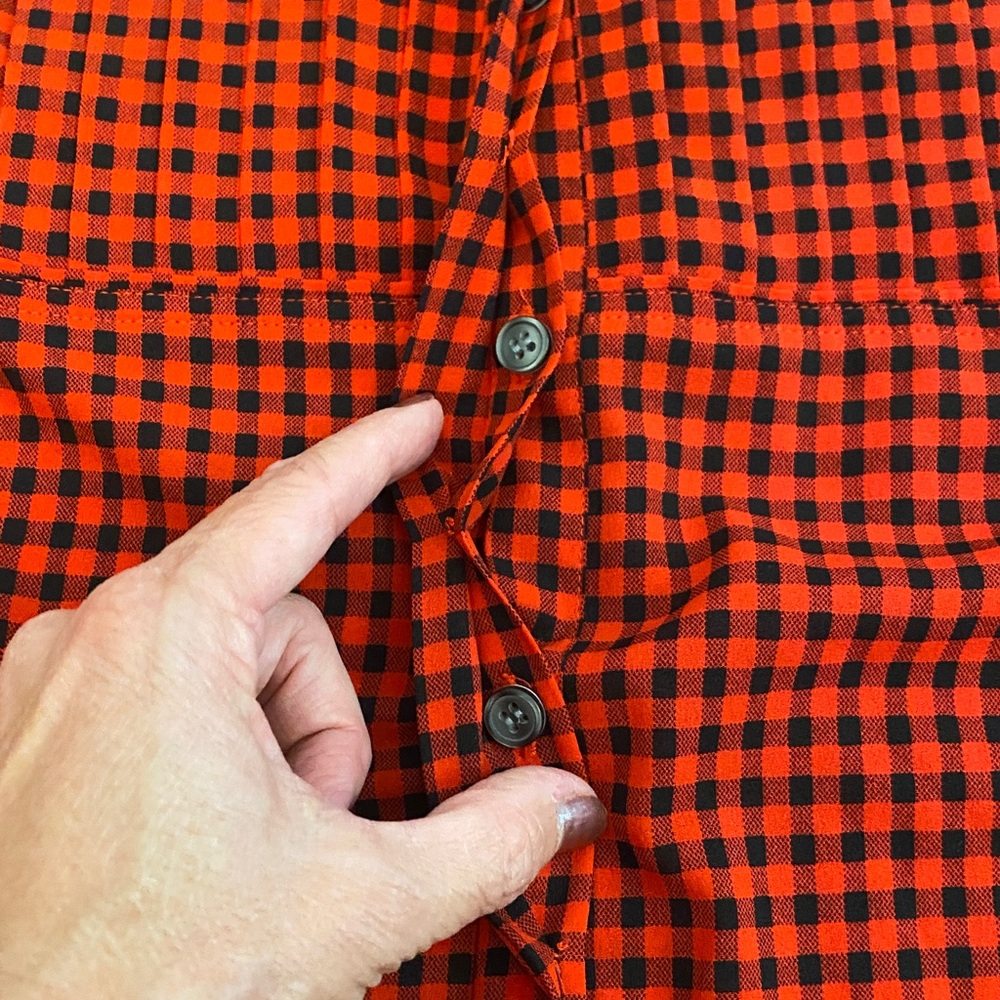 J. Crew Factory Drapey Buffalo Check Plaid/ Gingham Red Black Tuxedo Top Size XS - Picture 10 of 10